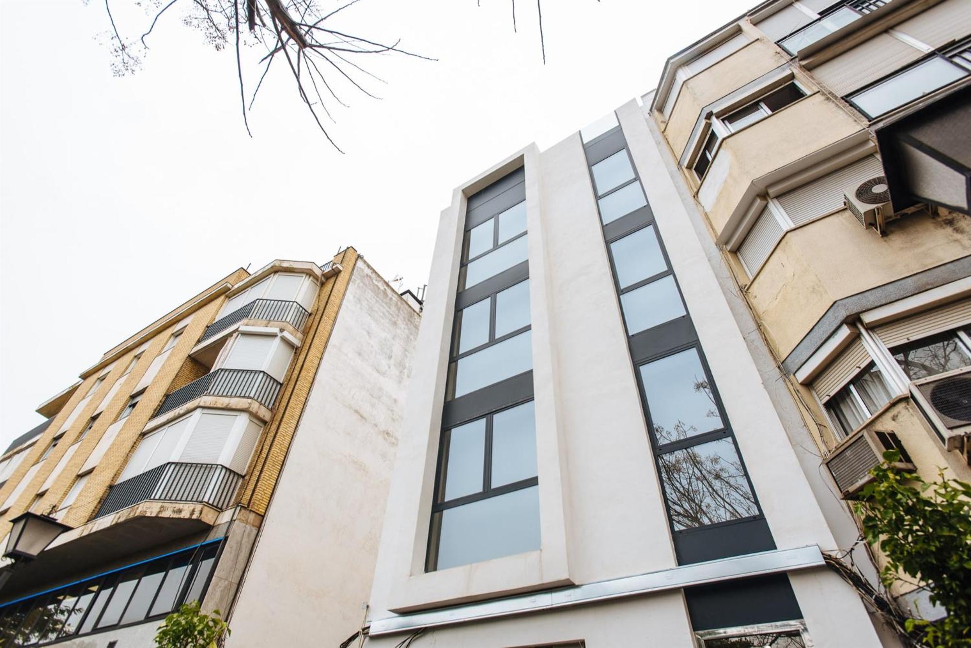 San Martin Suites Apartments, Seville
